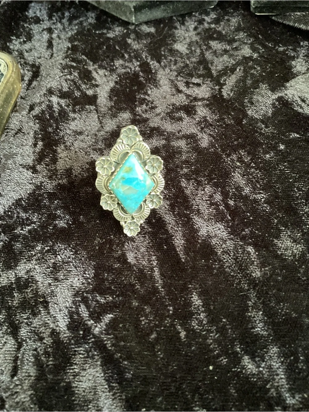 Navajo Turquoise Stone Floral Silver Ring  size 8
